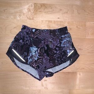 Lululemon hotty hot shorts size 4